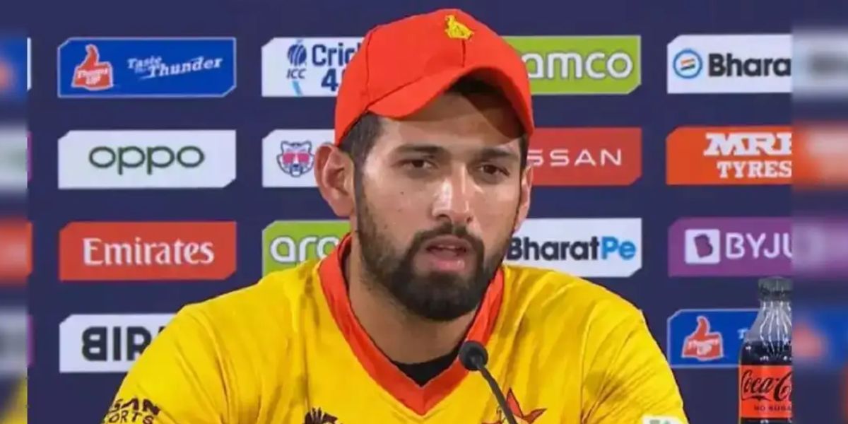 कोच को Sikandar Raza के साथ नस्लीय टिप्पणी करना पड़ा भारी कोच को Sikandar Raza के साथ नस्लीय टिप्पणी करना पड़ा भारी