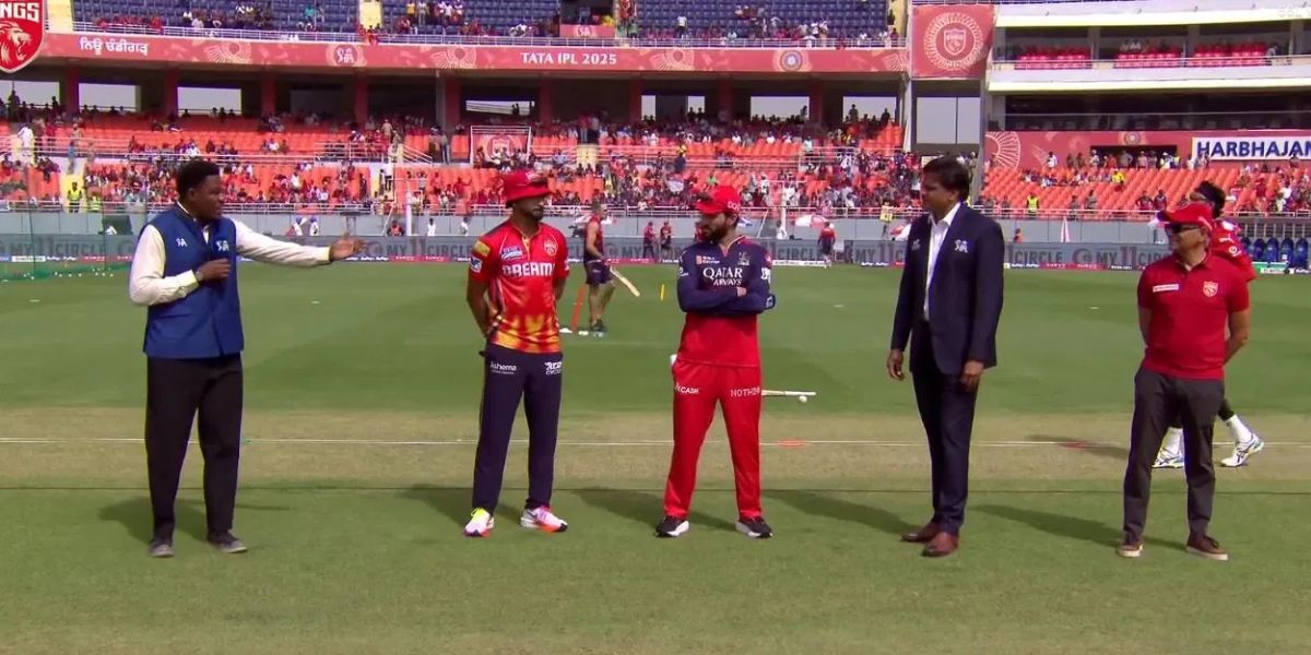 PBKS vs RCB Qualifier-1 : आरसीबी और पंजाब की जंग के बीच होगी कड़ी जंग PBKS vs RCB Qualifier-1 : आरसीबी और पंजाब की जंग के बीच होगी कड़ी जंग