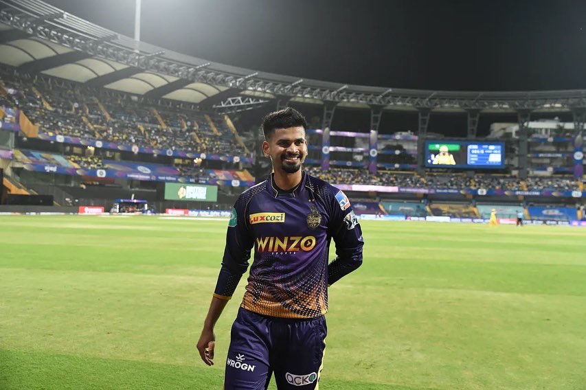 IPL 2022: मस्ती के मूड में नजर आए श्रेयस अय्यर और रसेल, मैच से पहले जिम में किया मजेदार डांस
