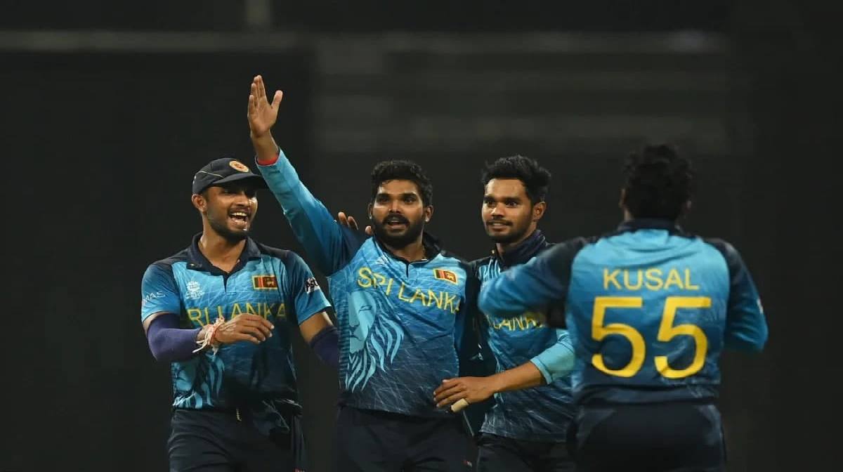 10 batsmen who scored the most ODI runs in the year 2021