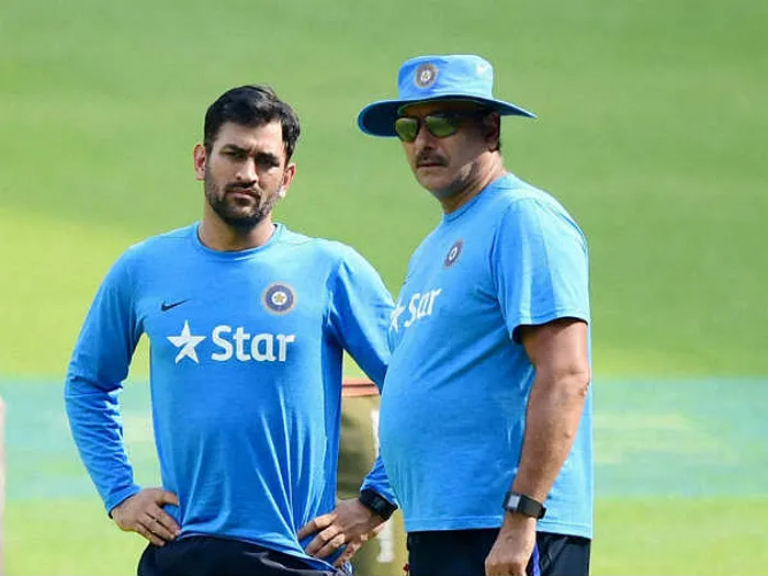 धोनी की गैरमौजूदगी में दिनेश कार्तिक को T20 WC में फिनिशर की भूमिका निभाते देखना चाहते हैं शास्त्री,...
