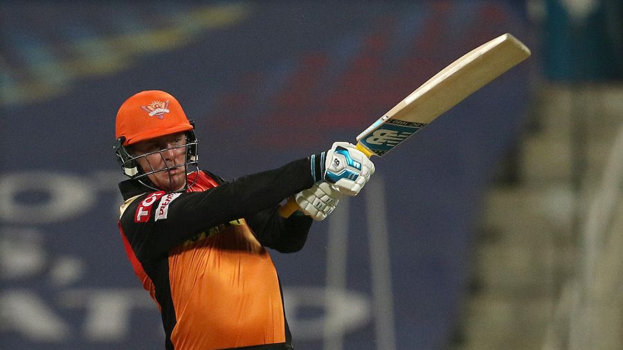 IPL 2022: हार्दिक पांड्या की टीम में शामिल हुआ अफगानिस्तान का माही, Dhoni की तरह मारता है छक्का