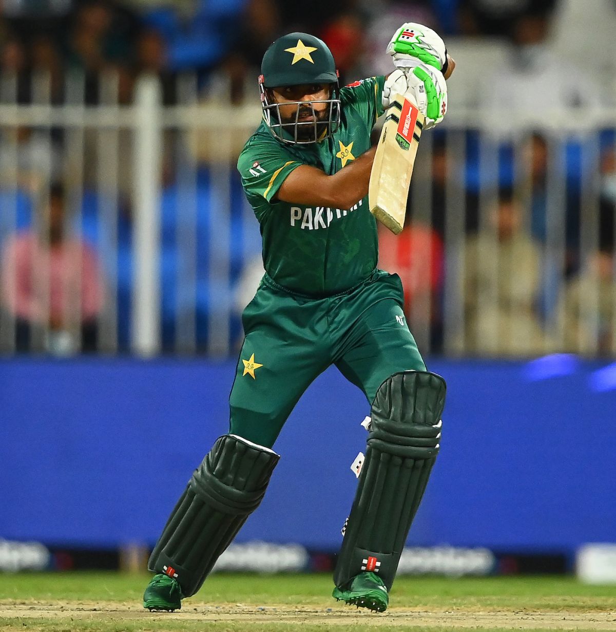 ICC T20 World cup 2021: कप्तान Babar Azam ने अपने 2 सबसे अनुभवी खिलाड़ियों को दिया जीत का पूरा श्रेय,...