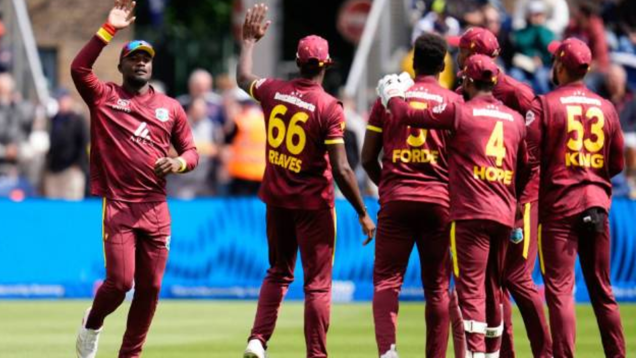 Eng vs WI: 3rd ODI toss between England and West Indies delayed due to WI team getting stuck in traffic Eng vs WI: 3rd ODI toss between England and West Indies delayed due to WI team getting stuck in traffic