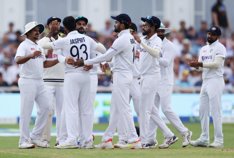 ENG vs IND, DAY-5: बारिश की भेंट चढ़ा पांचवें दिन का पहला सत्र, फैंस ने बारिश को लेकर किए मजेदार ट्व...