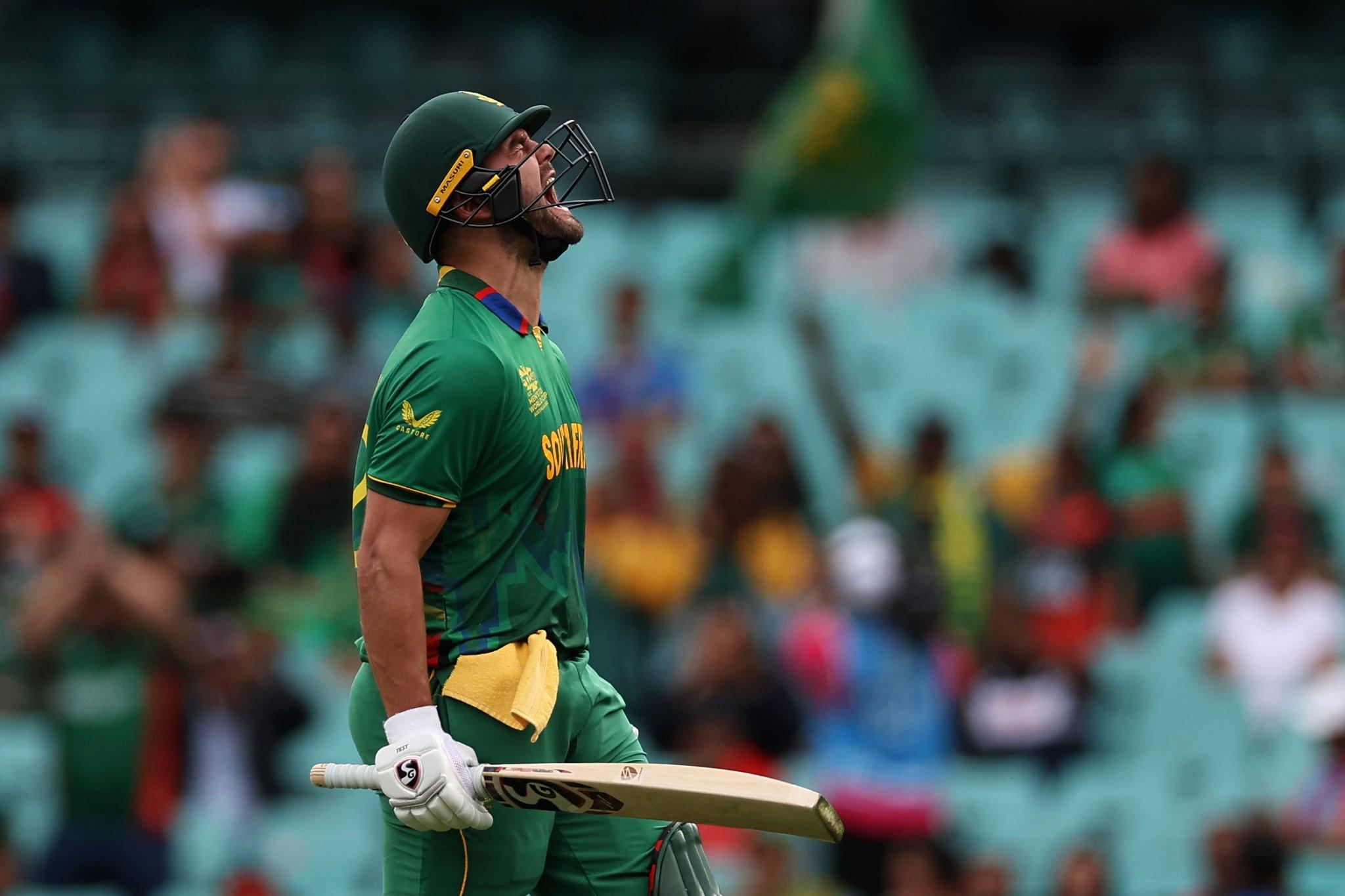 Rilee Rossouw-100-Sa vs ban-icc t20 wc 2022