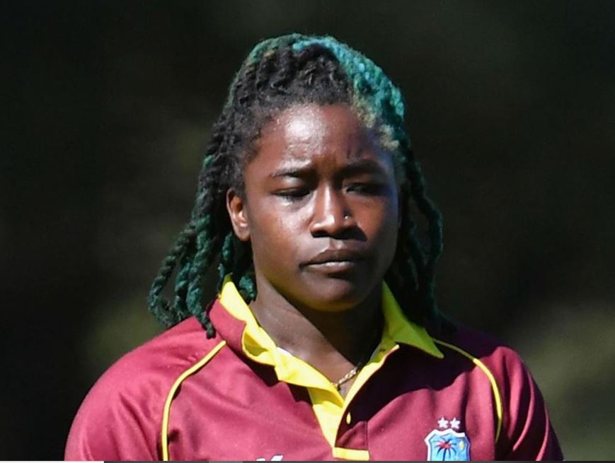 West indian all rounder deandra dottin announced her retirement-from international cricket