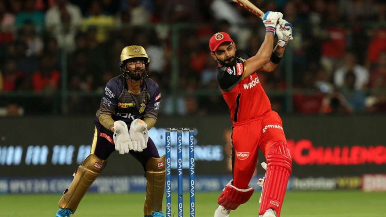 RCB vs KKR: जानिए क्या हो सकती है इस कांटे की टक्कर वाले मैच में दोनों टीमों की संभावित इलेवन, केकेआ...