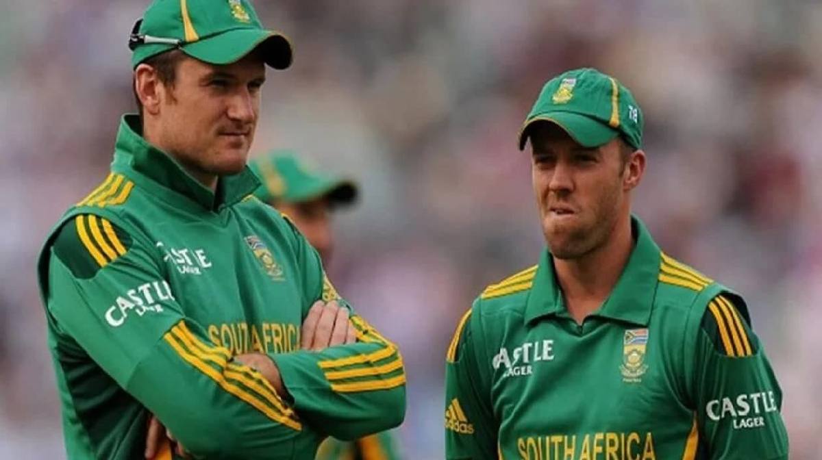 Ab De Villiers-Graeme Smith accused of racism