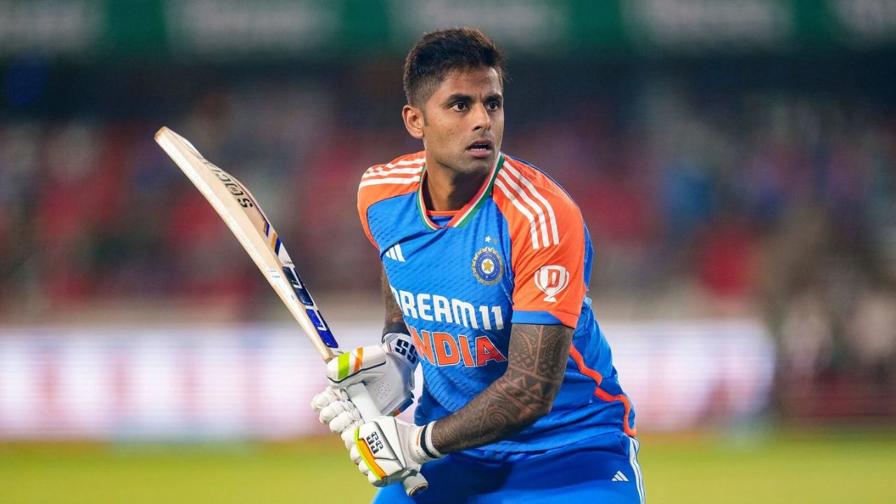 After Asia Cup Team India Will Leave For Australia To Play T20 7 Married Players Get Chance In India 16 Member Team 