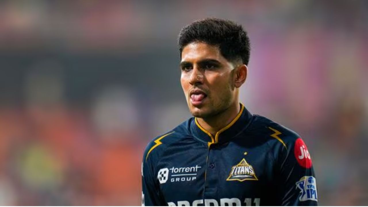 Ashish Nehra Children Cried Bitterly After Defeat Even Shubman Gill Sister Could Not Stop Her Tears VIDEO Goes Viral Ashish Nehra Children Cried Bitterly After Defeat Even Shubman Gill Sister Could Not Stop Her Tears VIDEO Goes Viral