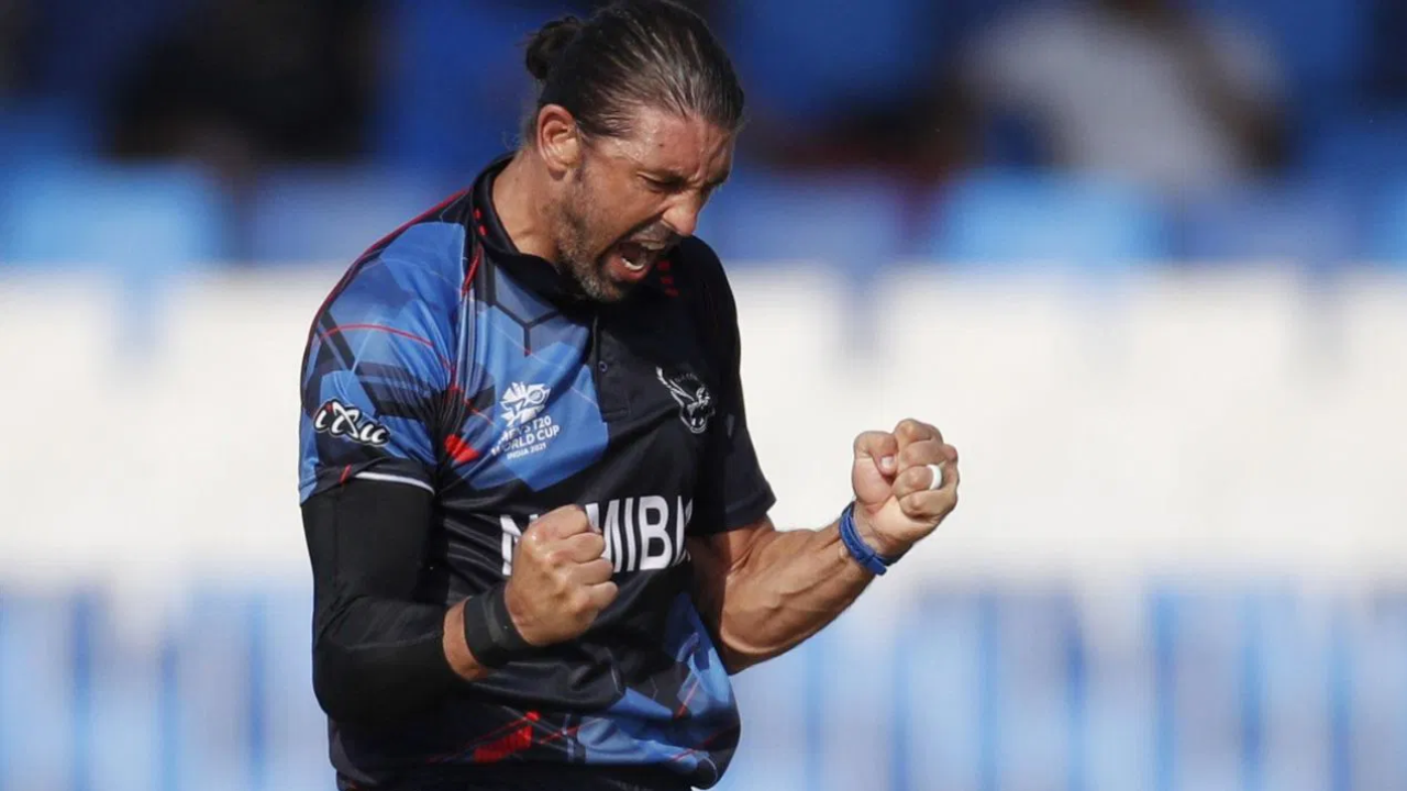 Before IPL 2026 Punjab Kings Changed Captain This 40 Year Old Player Who Has Played For KKR RCB CSK Was Made Captain 