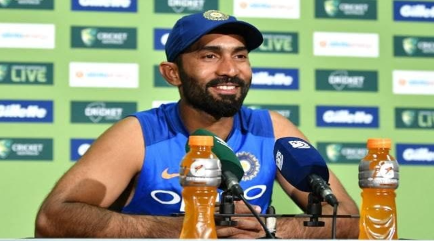 dinesh karthik-Shah Rukh