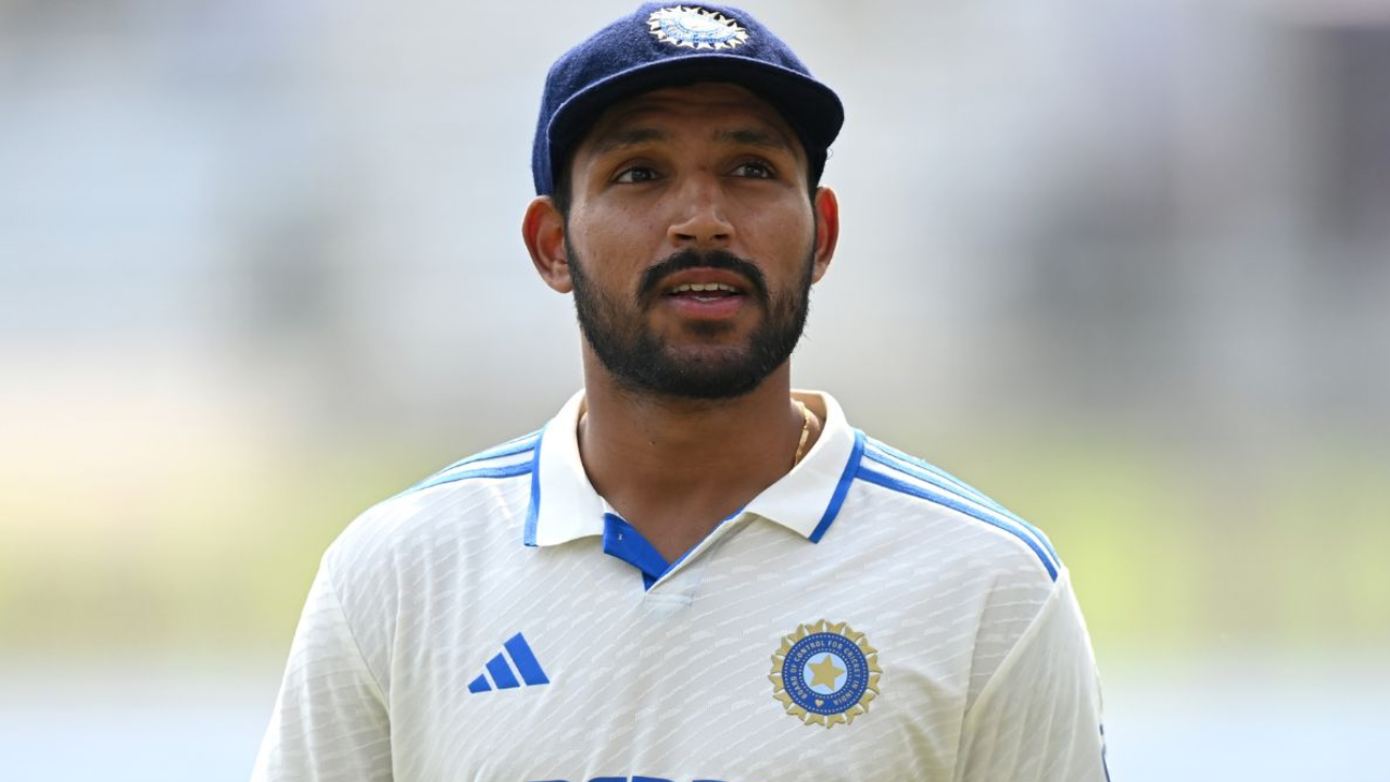 Due To Being Vice Captain Rishabh Pant Will Get Chance In Playing 11 Dhruv Jurel Will Be Out Of Team Due To Being Vice Captain Rishabh Pant Will Get Chance In Playing 11 Dhruv Jurel Will Be Out Of Team