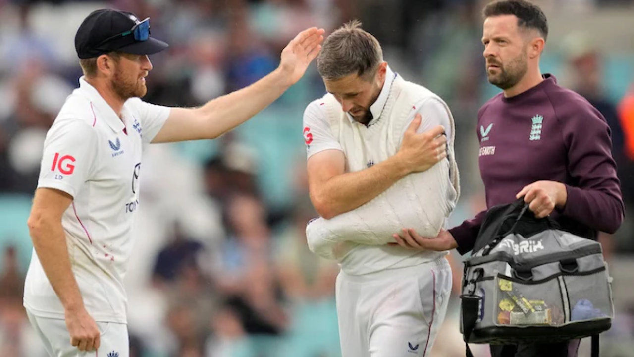 England Suffered Rishabh Pant Pain During Oval Test This Star Bowler Was Badly Injured During Match And Was Out England Suffered Rishabh Pant Pain During Oval Test This Star Bowler Was Badly Injured During Match And Was Out