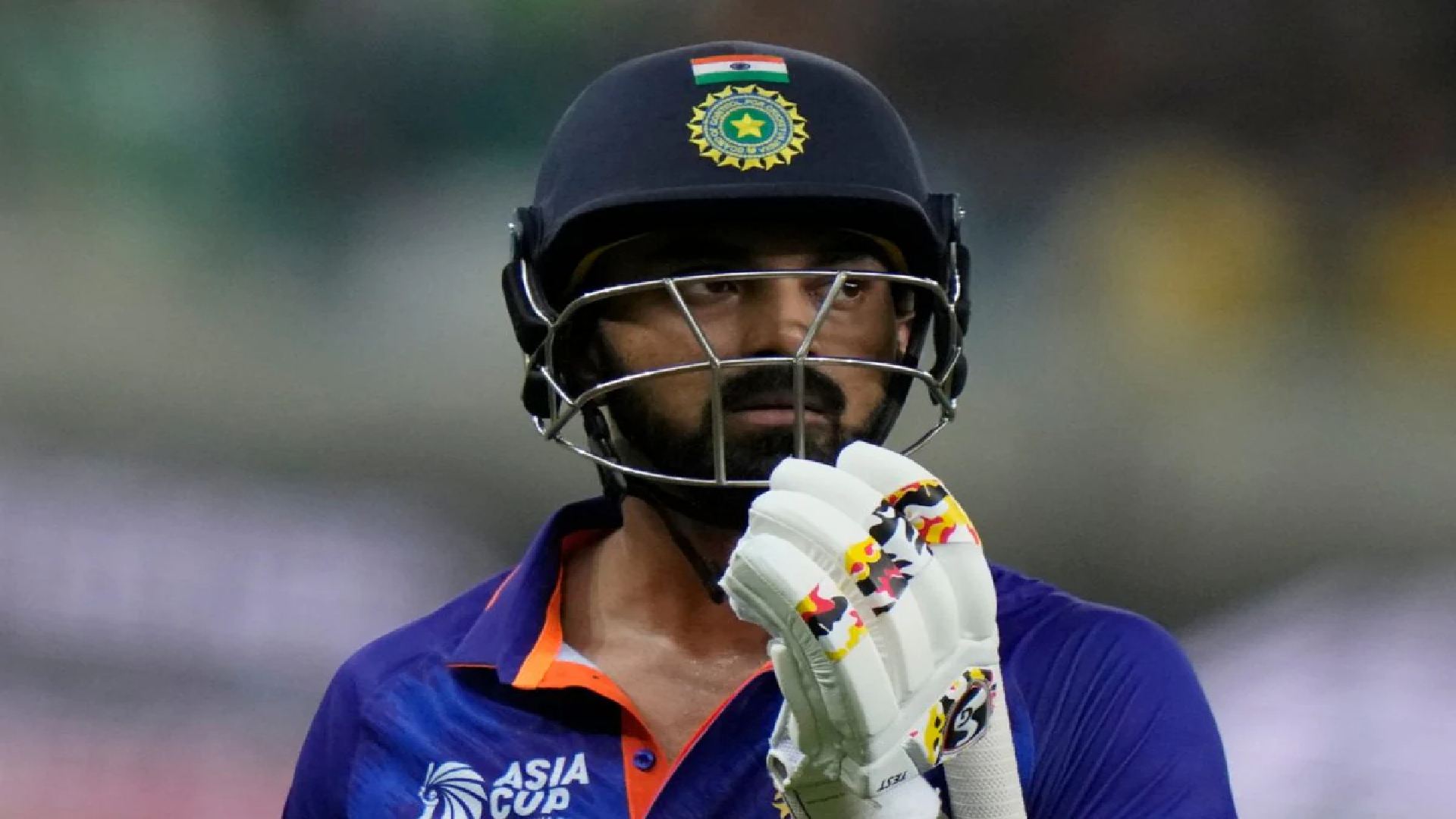Flopping KL Rahul is being given place in playing XI, know the reason