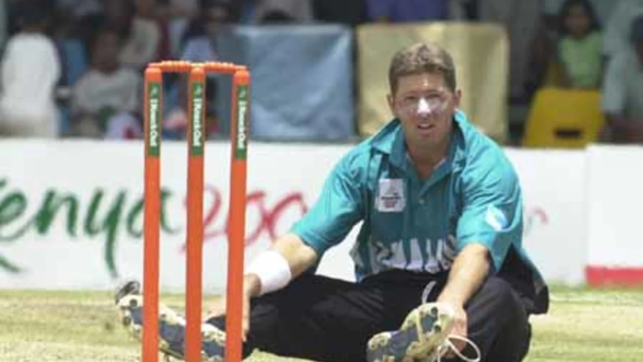 Geoff Allott Left Cheteshwar Pujara Behind In Matter Of Slow Inning Kept Batting For 101 Minutes Without Single Run 2 Geoff Allott Left Cheteshwar Pujara Behind In Matter Of Slow Inning Kept Batting For 101 Minutes Without Single Run 2