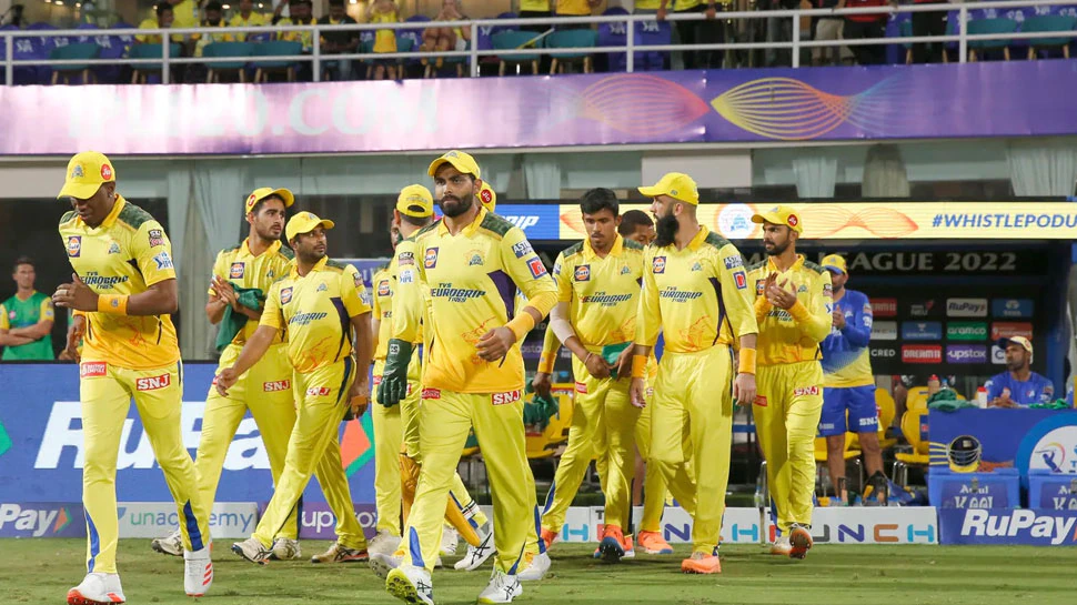 IPL 2022: चेन्नई पर फिर टूटा मुसीबतों का पहाड़, यह धाकड़ खिलाड़ी चोट के चलते हुआ टीम से बाहर