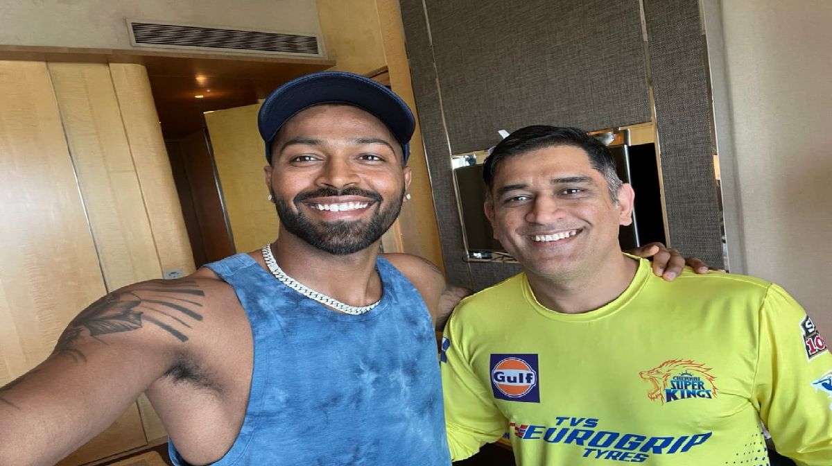 IPL hardik pandya met ms dhoni before match expressed love