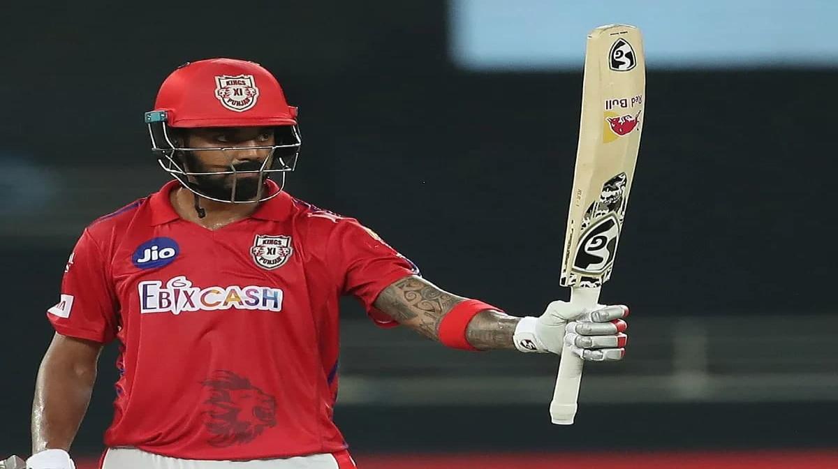 IPL 2021 में इन 3 खिलाड़ियों ने जड़ा है सबसे लंबा छक्का, 2 भारतीय बल्लेबाज हैं शामिल