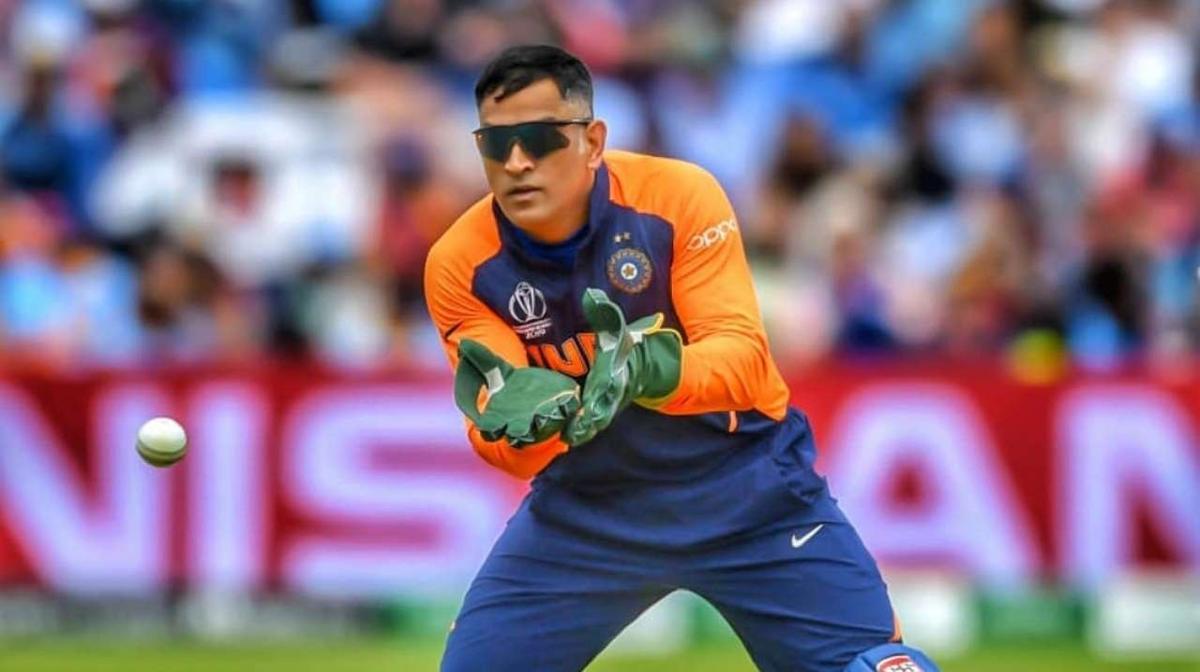 महेंद्र सिंह धोनी द्वारा आईपीएल के पहले संन्यास पर साथी खिलाड़ी ने दी कुछ ऐसी प्रतिक्रिया