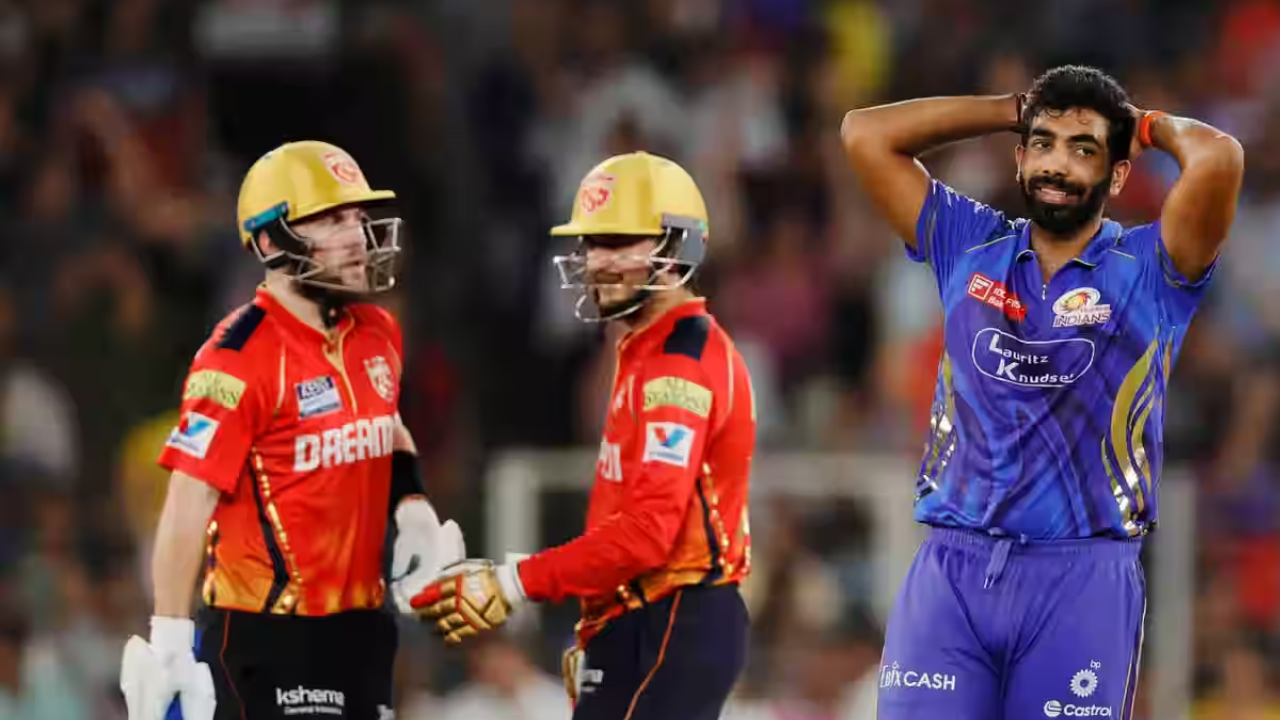 Mumbai Indians Lost By 6 Wickets In Second Qualifier Of IPL 2025 Against Punjab Kings Jasprit Bumrah Could Not Dismiss Even Single Batsman Mumbai Indians Lost By 6 Wickets In Second Qualifier Of IPL 2025 Against Punjab Kings Jasprit Bumrah Could Not Dismiss Even Single Batsman