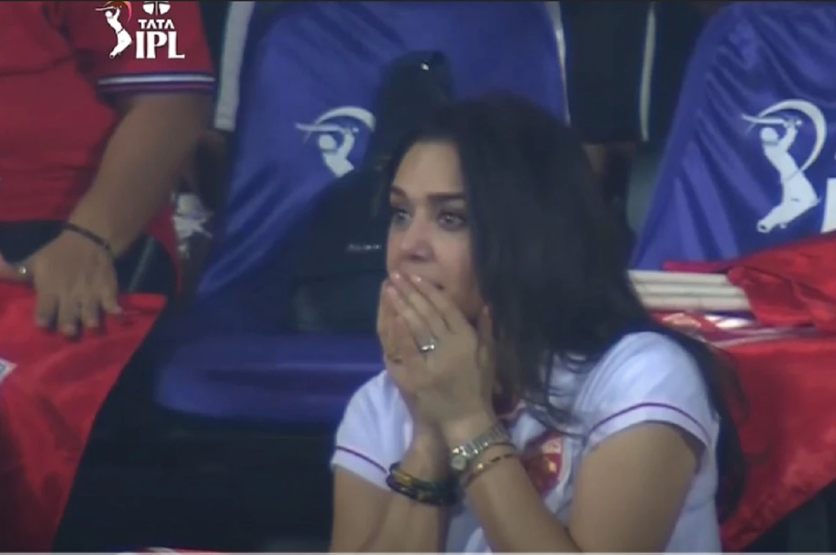 Preity Zinta, nehal wadhera , pbks vs mi , Mumbai Indians , Punjab Kings, ipl 2025 , ipl 2025 final Preity Zinta, nehal wadhera , pbks vs mi , Mumbai Indians , Punjab Kings, ipl 2025 , ipl 2025 final