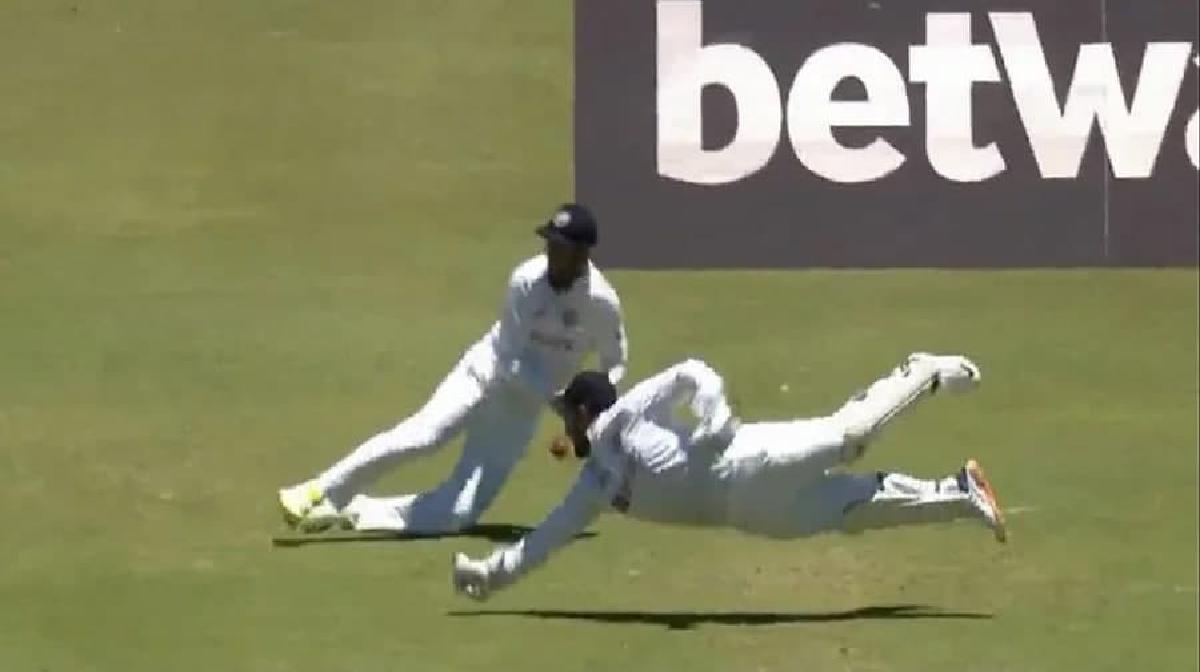 Rishabh Pant Dropped Catch hit pujara chest