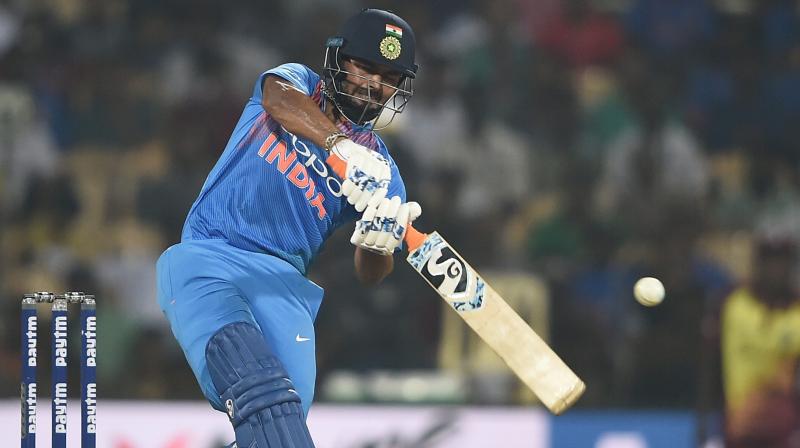 IND vs WI: अपनी ताबड़तोड़ पारी से ऋषभ पंत ने जीता फैंस का दिल, मजेदार मीम्स हो रहे वायरल