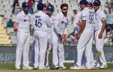 IND vs ENG: इंग्लैंड दौरे के लिए रवाना हुए श्रेयस अय्यर और ऋषभ पंत, सोशल मीडिया पर दी अपडेट