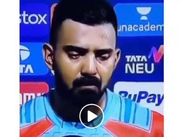KL Rahul Crying