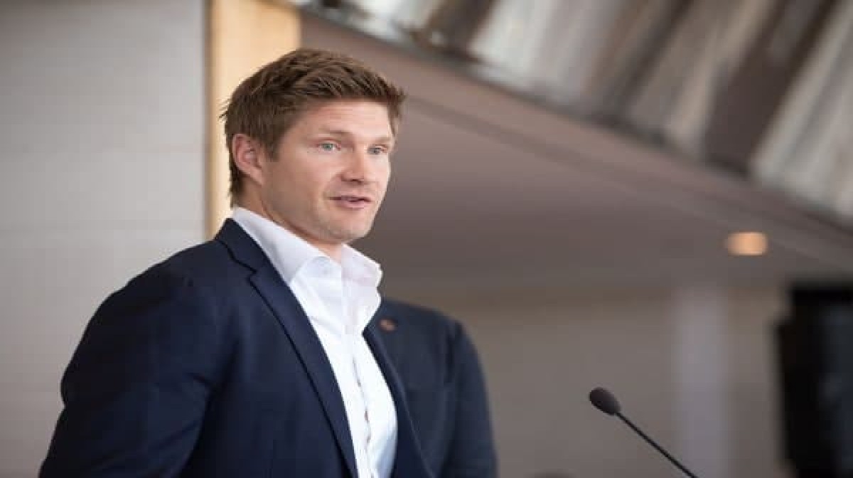 Shane Watson picks top 5 T20 bowlers