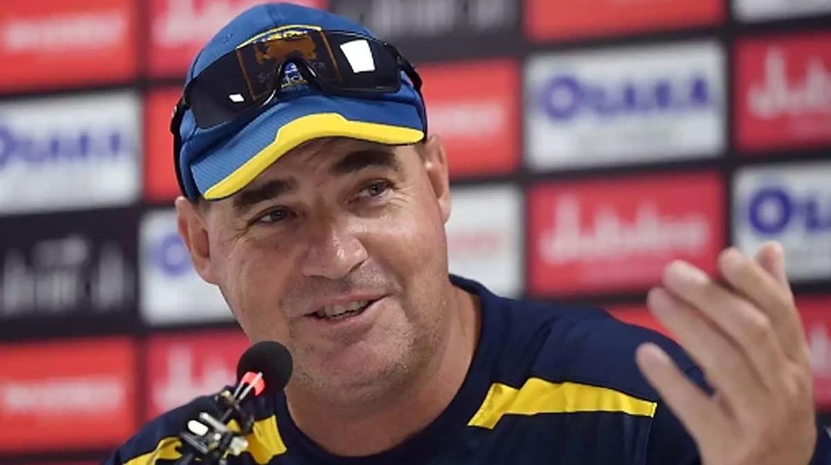 Sri Lanka-Mickey Arthur