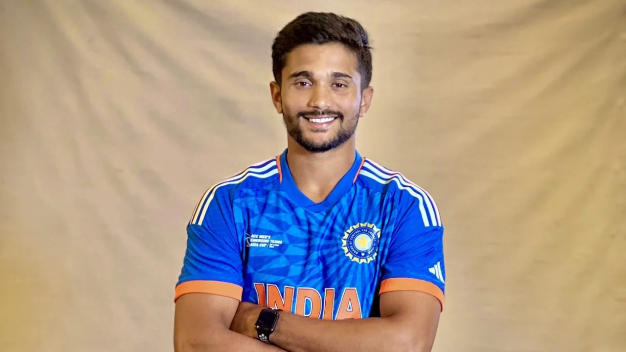 Team India Preparations Before Asia Cup 2025 Suffered Setback Star All Rounder Injured Doubt Over Playing