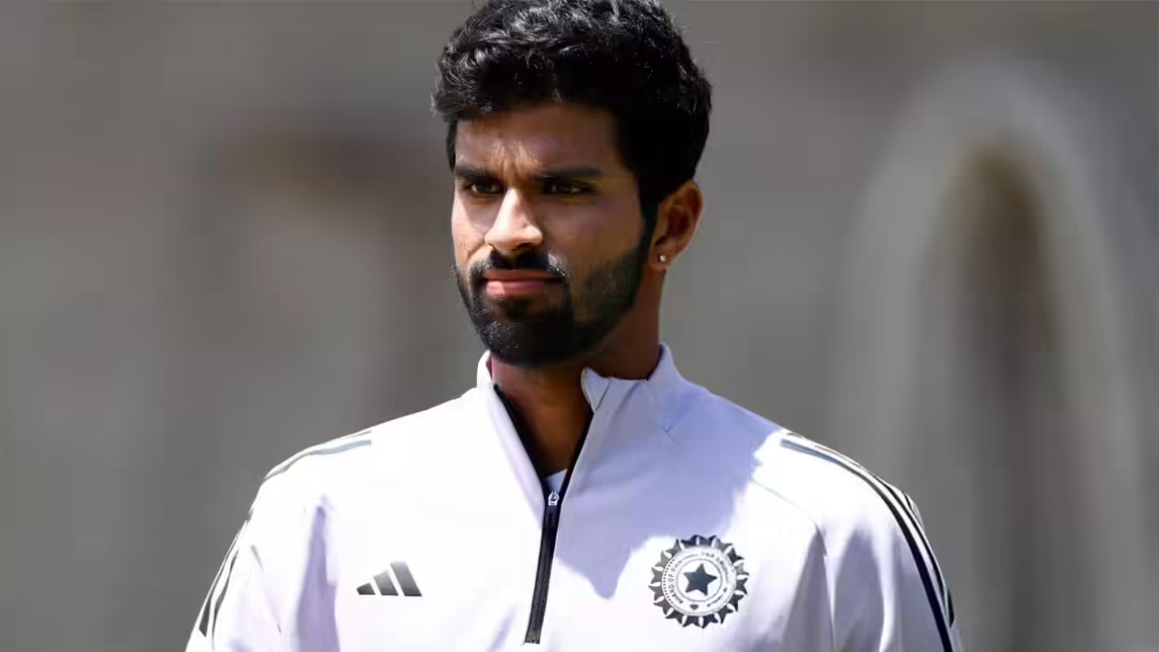 These 3 Players Are Not Even Fit To Play Ranji But Are Making Place In Team India By Flattering Coach Gautam Gambhir These 3 Players Are Not Even Fit To Play Ranji But Are Making Place In Team India By Flattering Coach Gautam Gambhir
