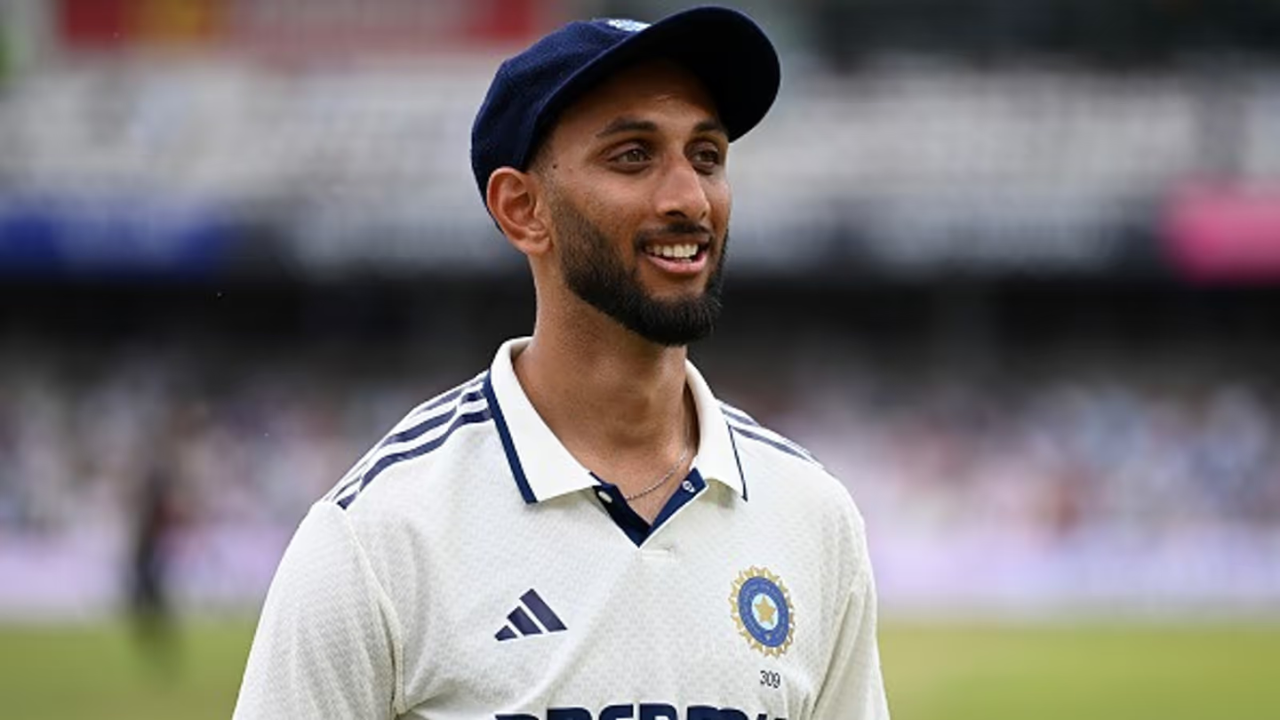 This Player Is Not Fit To Play Till Buchi Babu Tournament But Due To Grace Of Coach Gambhir He Is Getting Continuous Opportunity In Team India This Player Is Not Fit To Play Till Buchi Babu Tournament But Due To Grace Of Coach Gambhir He Is Getting Continuous Opportunity In Team India
