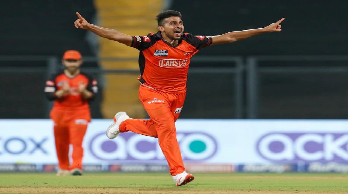 Umran Malik is becoming danger to these 5 Indian pacers