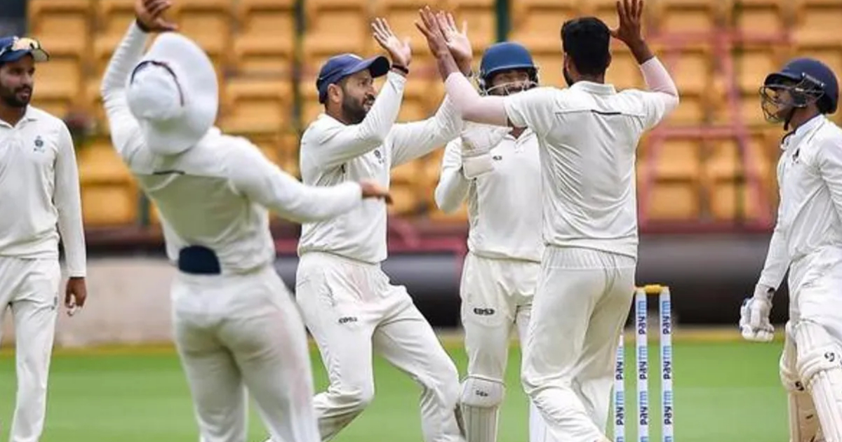 20 साल के खिलाड़ी ने रणजी ट्रॉफी में मचाई खलबली, 1 मैच में झटक लिए 13 विकेट