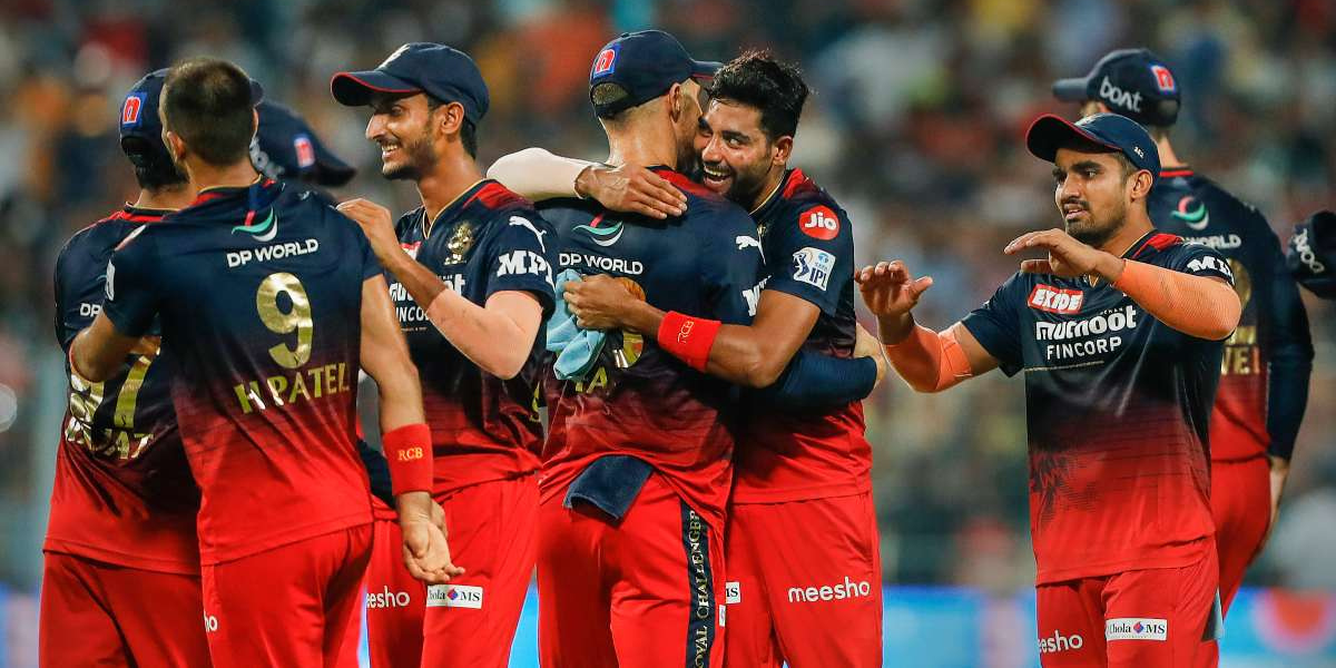 2 शर्मनाक हार के बाद भी RCB का प्लेऑफ़ में पहुंचना तय, बीच सीजन टीम से जुड़ा 10.75 करोड़ी खिलाड़ी, गे...