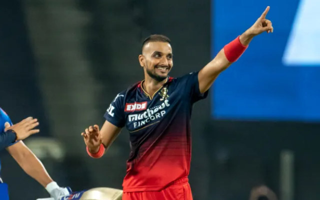 Virendra Sehwag Appeal to increase Harshal Patel Fees