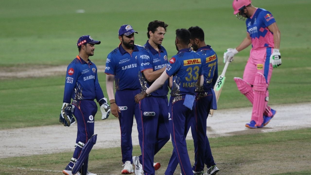 IPL 2022 में चेन्नई, मुंबई और आरसीबी समेत सभी 8 टीमें किसे करेंगी रिटेन और किन्हें बाहर, एक नजर में...