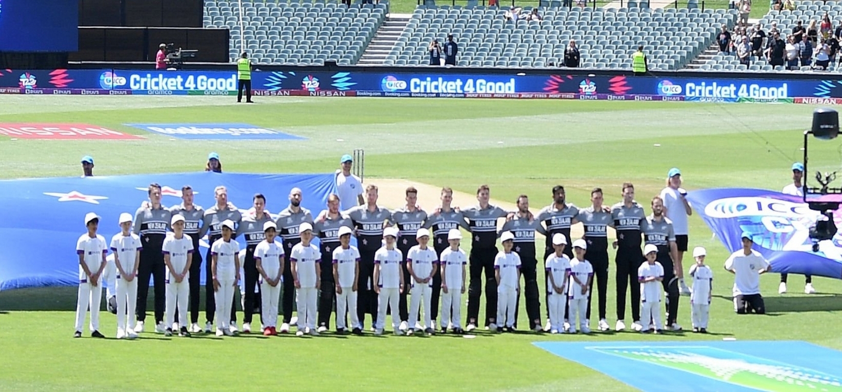 PAK vs NZ: पाकिस्तान टीम का सेमीफाइनल से सफाया करने के लिए इस प्लेइंग-XI के साथ उतरेंगे केन विलियमसन...