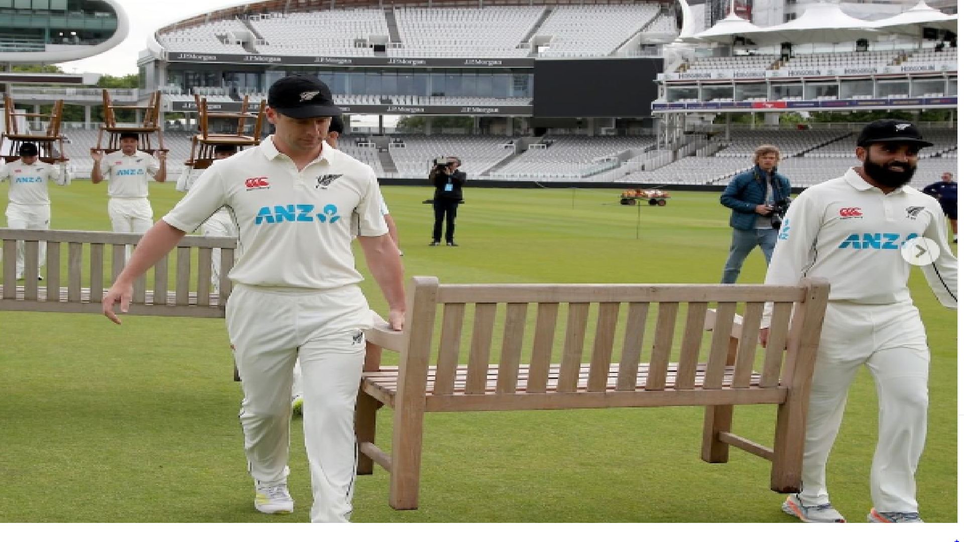 fans react on new zealand players pic on social media