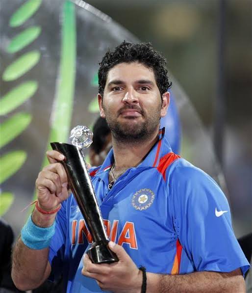 एक World Cup में 300 से अधिक रन और 10 से अधिक विकेट लेने वाले 5 खिलाड़ी