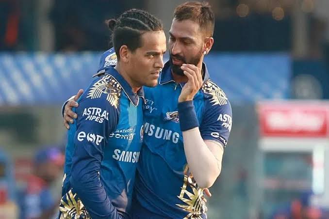 4 भारतीय खिलाड़ी जिन्हें T20I डेब्यू करने के बाद अपने ODI डेब्यू के लिए करना पड़ा लबां इंतजार