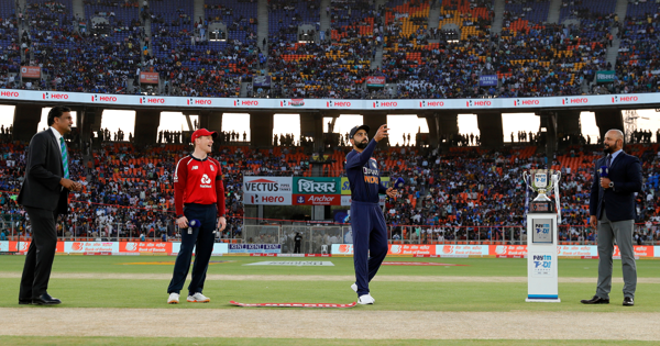 IND vs ENG: इंग्लैंड ने टॉस जीतकर चुनी फील्डिंग, ये सलामी जोड़ी करेगी पारी का आगाज