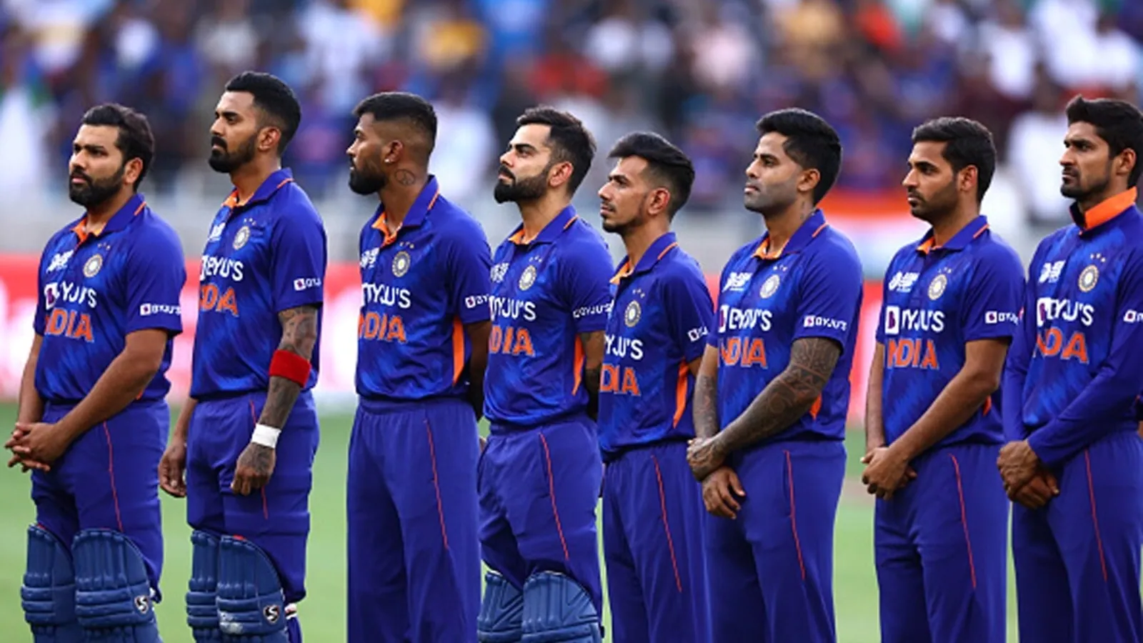 Ind vs Aus: मैच से एक दिन पहले टीम इंडिया को लगा बड़ा झटका, ऑस्ट्रेलिया के खिलाफ ODI टीम से बाहर हुआ...