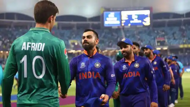 T20 World Cup 2021: भारत-पाक के बीच फाइनल की संभावना पर पूछा गया सवाल, तो Rohit Sharma ने अपने अंदाज...