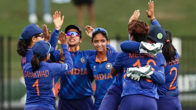 WWC Points Table: इंग्लैंड की जीत ने बढ़ाई टीम इंडिया की सिर दर्दी, भारत का सेमीफाइनल में पहुंचना मुश...