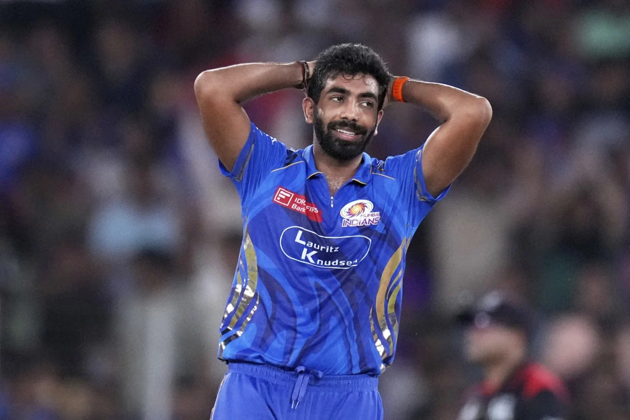 Jasprit Bumrah IPL 2025 PBKS vs MI: जसप्रीत बुमराह के नाम दर्ज हुआ शर्मनाक रिकॉर्ड, तो सूर्यकुमार यादव बने कीर्तिमान, यहां देखिए स्टैट्स रिपोर्ट